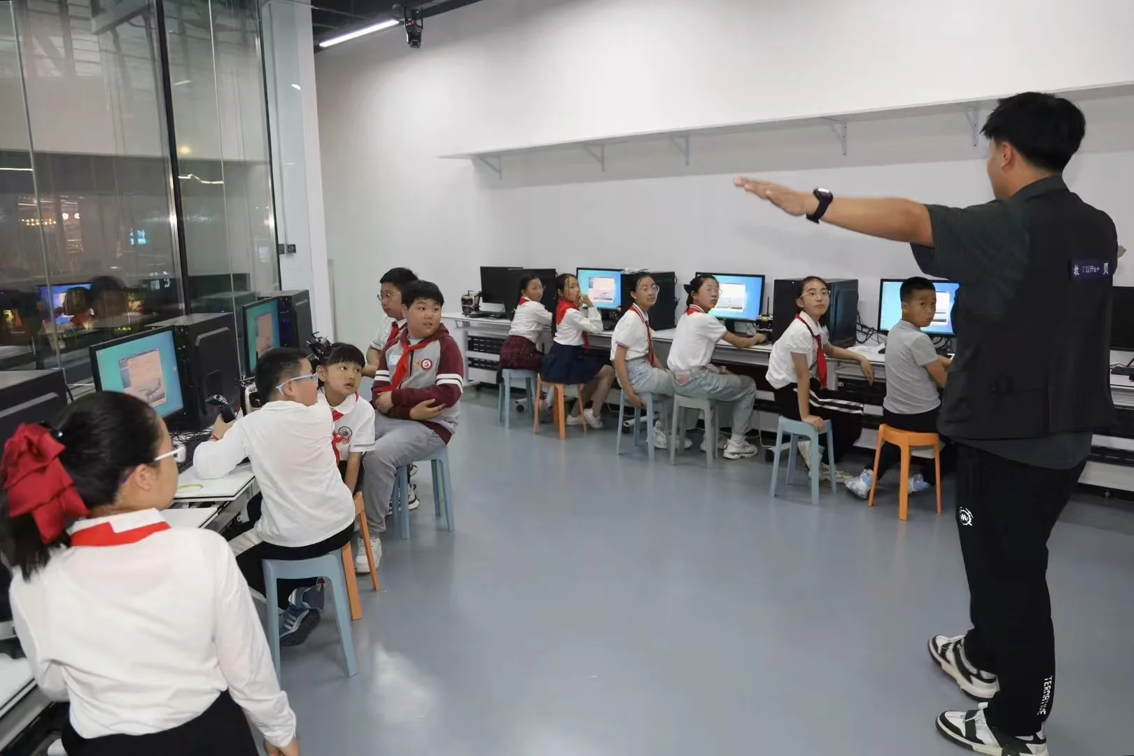 76b844bdc8b68662dca4bb9177b3579